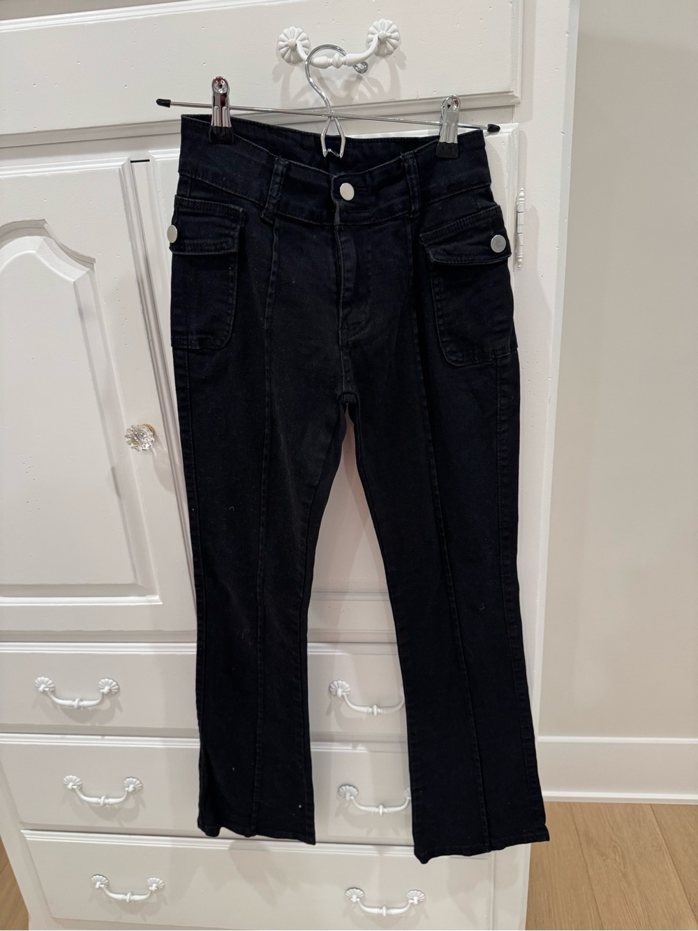 Black Low-Waisted Cargo Style Pants